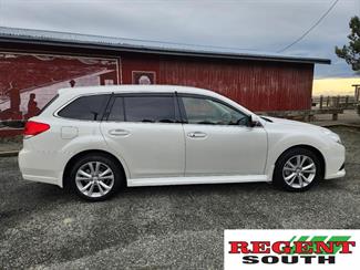 2013 Subaru Legacy - Thumbnail