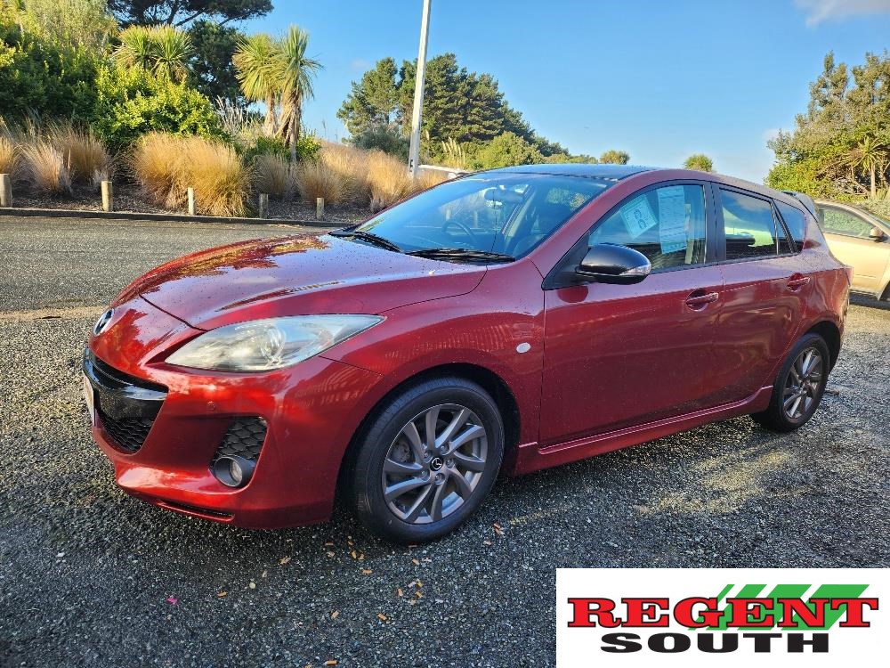 2013 Mazda Axela