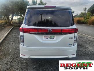 2013 Nissan Elgrand - Thumbnail