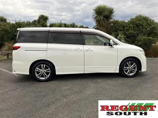 2012 Nissan Elgrand - Thumbnail