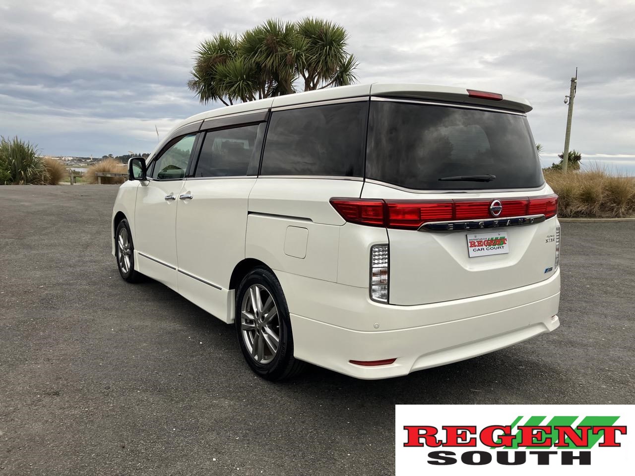 2012 Nissan Elgrand