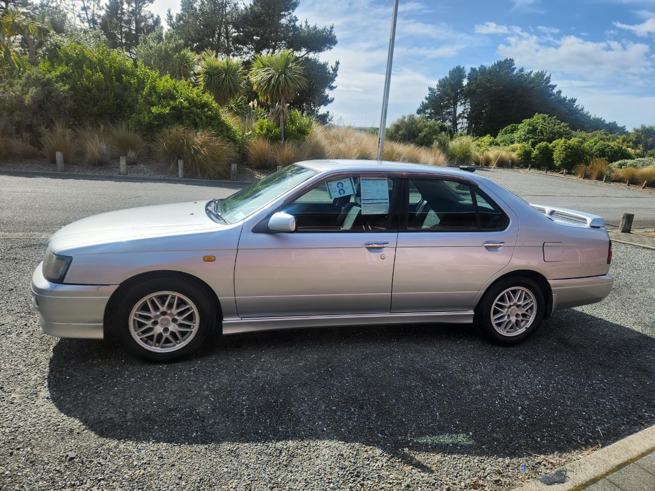 1998 Nissan Bluebird