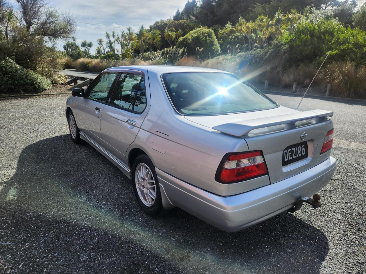 1998 Nissan Bluebird