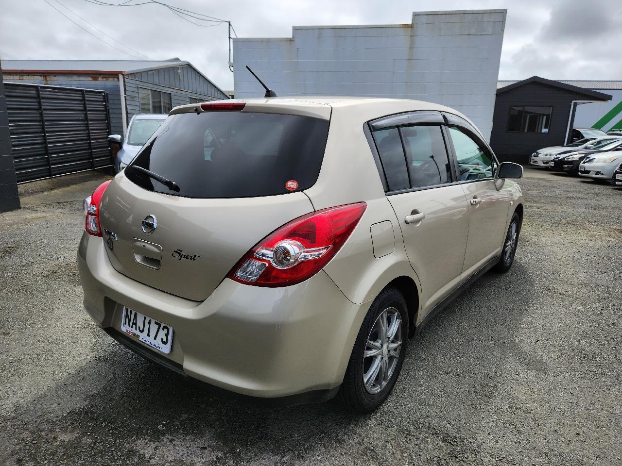 2010 Nissan Tiida