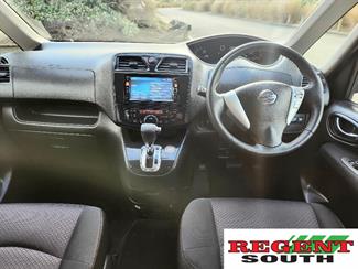 2013 Nissan Serena - Thumbnail