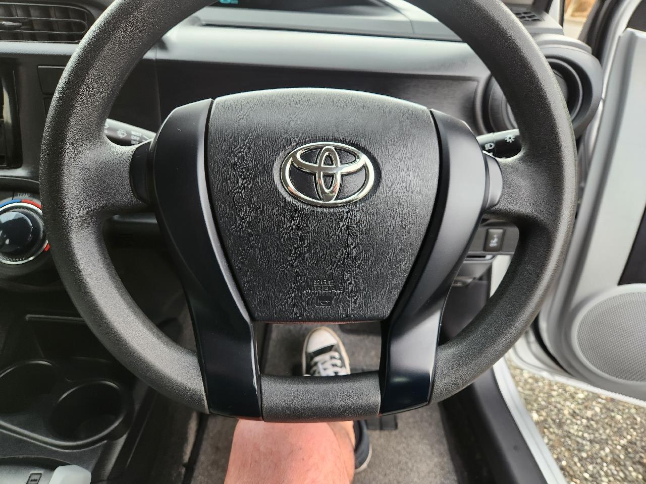 2014 Toyota AQUA